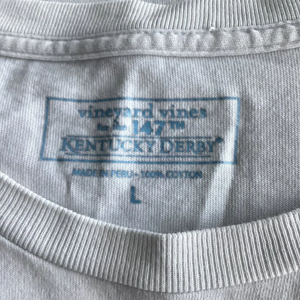 Short-sleeve White T-shirt - Vineyard Vines Derby 147 Edition - Men's Large - Picture 5 of 6